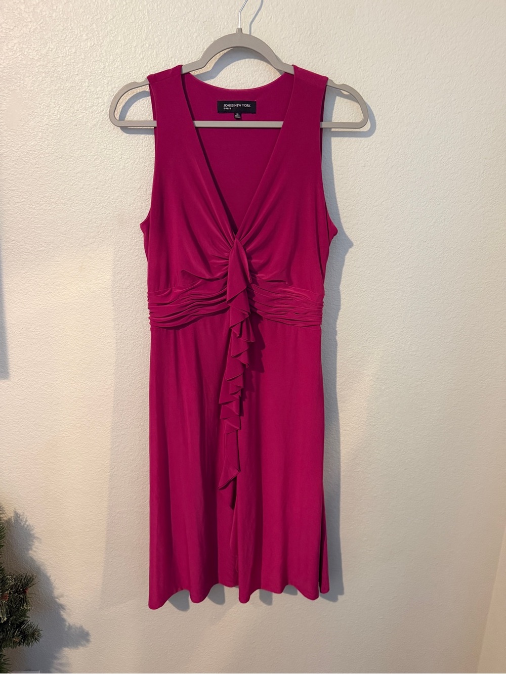Jones New York Sleeveless Knot-Front Midi Dress in Fuchsia